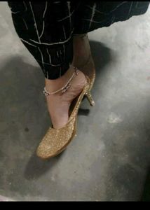 Golden pencil Heels