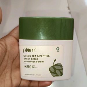 GREEN TEA & PEPTIDE SHEER - TINTED SUNSCREEN SERUM