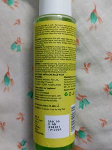 BellaVita Acne Clear Face Wash