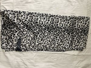Forever New Stole