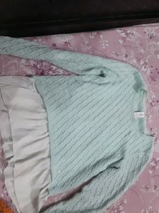 Korean Top / Sweater350
