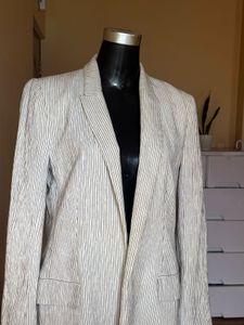 H&amp;M Blazer Slim Stripes Body Fitting