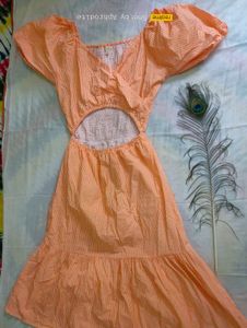 FRONT BELLY OPEN DRESS
