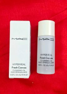 Mac Hyper Real Fresh Canvas Cleansing Oil