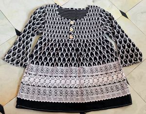 Girls Black & White Patterned Top|No coins ❌