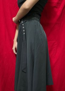 Black Solid Skirt Women