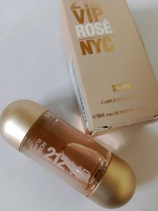 Caroline Herrera Perfume ♥️