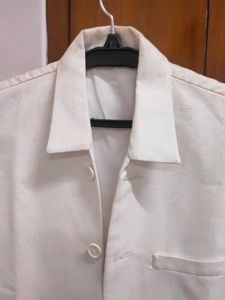 Sleeveless White Jacket
