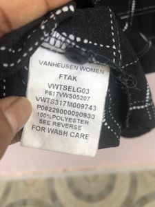 Vanheusen Checkered Black Top