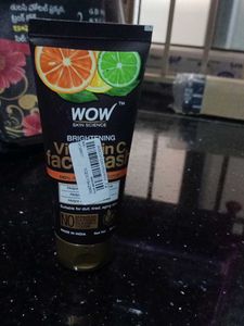 WOW Vitamin C Face Wash