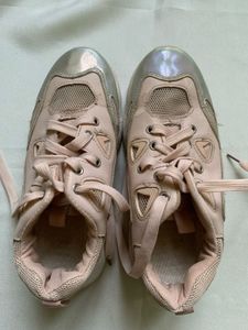 Shein Sneaker