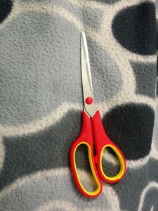 Red &amp; Yellow Scissors