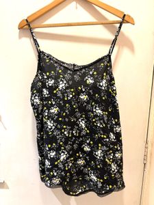 Beautiful Over Size Floral Lace Trim Cami Top