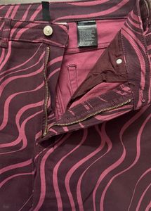 H&amp;M Wavy Pattern Jeans