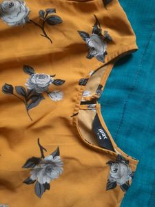 New Yellow FLORAL Dress, MAX Brand ,Size -L