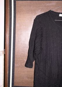 Black Ribbed Knit Tunic Top with Lace Hem