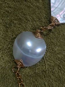 Pearlescent Beaded Necklace