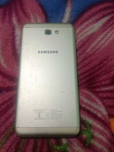 Samsung Galaxy J7 Prime Mobile Phone With Charger