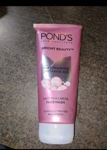 Pond's Bright Beauty Facewash