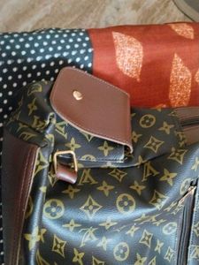 OG LOUIS VUITTON TOTE BAG.(Original)