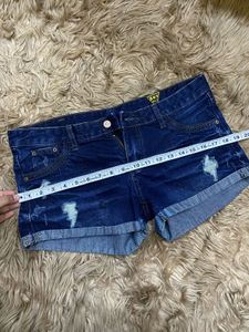 Distressed Denim Star Shorts