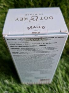 Dot &amp; Key Sunscreen