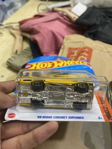 Hot Wheels &#39;69 Dodge Coronet Superbee