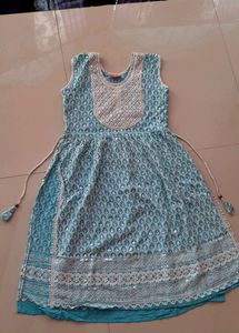 KURTA ALONG WITH JEANS🐣
