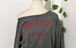 Gray off shoulder Sweatshirt size:M/L brand new