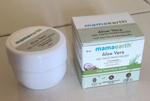 Mamaerth Moisturizer With Free M Caffeine Hair Oil