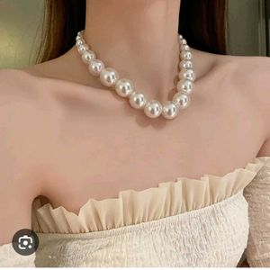 Elegant Pearl Necklace (any1 at 99)