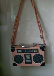 retro style sling bag