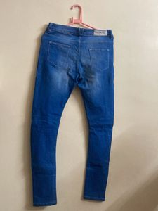 BLUE DENIM JEANS
