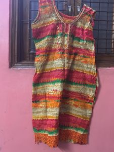 Colorful Women&#39;s Kurti