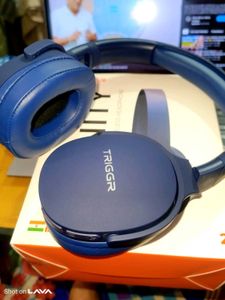 Triggr Blue Wireless Headphones