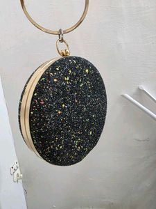 Sparkly Circle Clutch