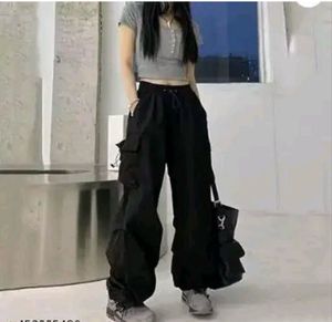 Black Baggy Cargo Pants