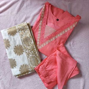 Embroidery V - NECK 3pcs Set With Lining