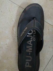 Women Slippers Brown