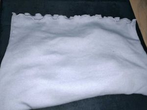 Soft Grey KnitwearFrill-edge, cozy and– perfec