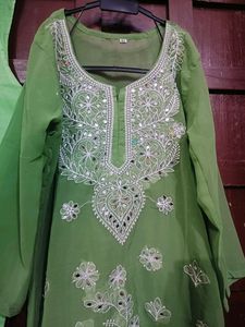 🆕 Chikankari Kurti