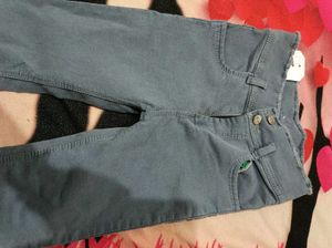 Grey Jeans 👖