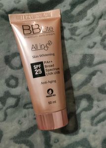 BB Lite Premium Skin Cream With SPF 25 Pa++