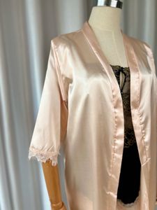 ‼️24Hrs EOS SALE‼️Vintage Peach Satin Robe