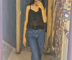 Chic Black Sleeveless Top