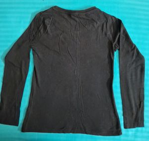 Black Chest Print Full Sleeves Tshirt