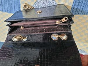 Chic Black Crossbody Bag