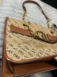 Viral Celebrity Guess Handbag Og (18000 Rs