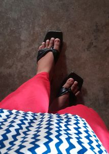 Black Flasts Sandals