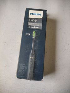 🪥 Sealed Philips One By Sonicate Electric